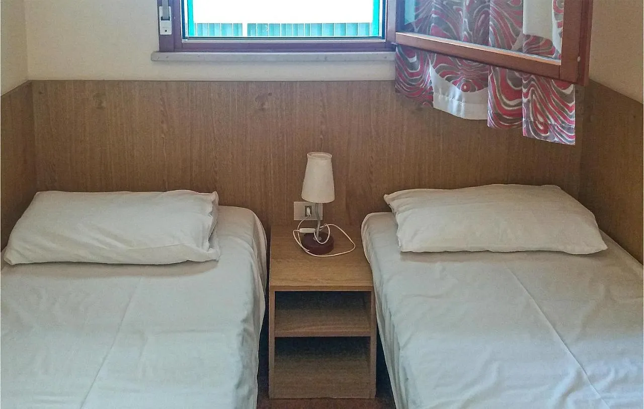 1 Bedroom Lovely Apartment In Bibione 0*,  Italie