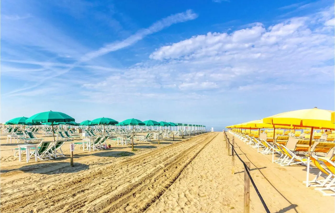 Awesome apartment in Bibione with 1 Bedrooms&Outdoor swimming pool Italië